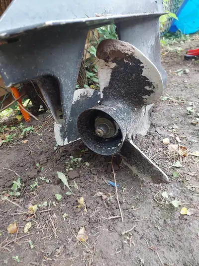 I have an 85 horse force motor for sale. The motor is not running but I believe it has alot of good...