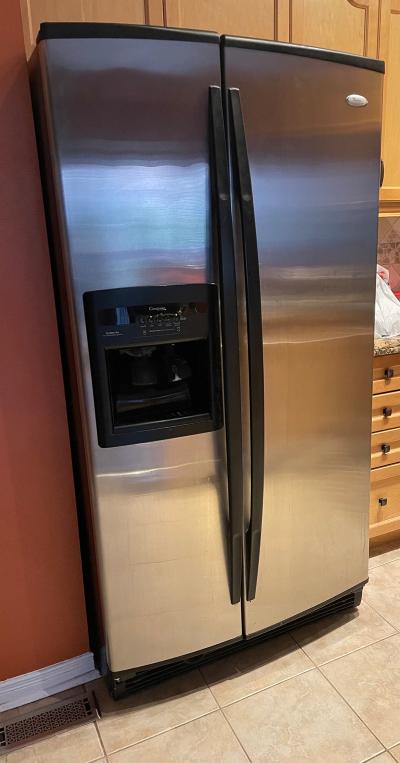 WHIRPOOL FRIDGE STAINLESS STEEL Refrigerators Mississauga / Peel