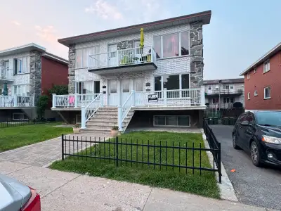 4 1/2 , 2 bedrooms, 1 bathroom, No smoking, Lasalle
