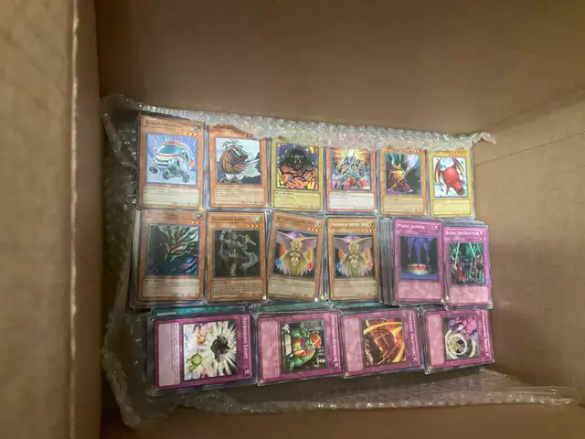Lot of 1272 Yu-Gi-Oh! Cards – Collectr Value $1010 – $600
