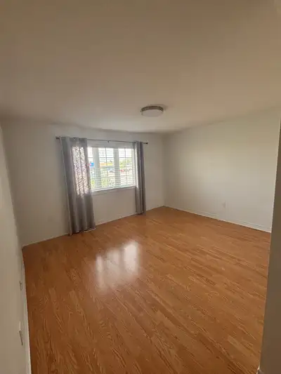 Master Bedroom for Rent in a Friendly Filipino Family Home – Ideal for Couple or two female Friends!...