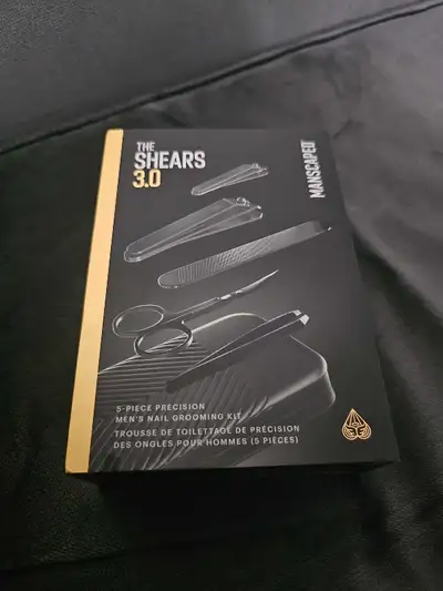 BNIB Sealed box 5-Piece Set Includes: Toenail Clipper, Nail Clipper, Steel Nail File, Slant-tip Twee...