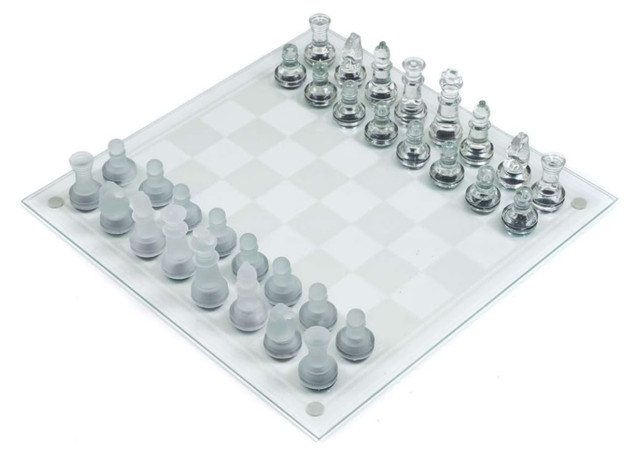 Jeu d'échecs avec pièces transparentes et givrées dans Jouets et jeux  à Ville de Montréal