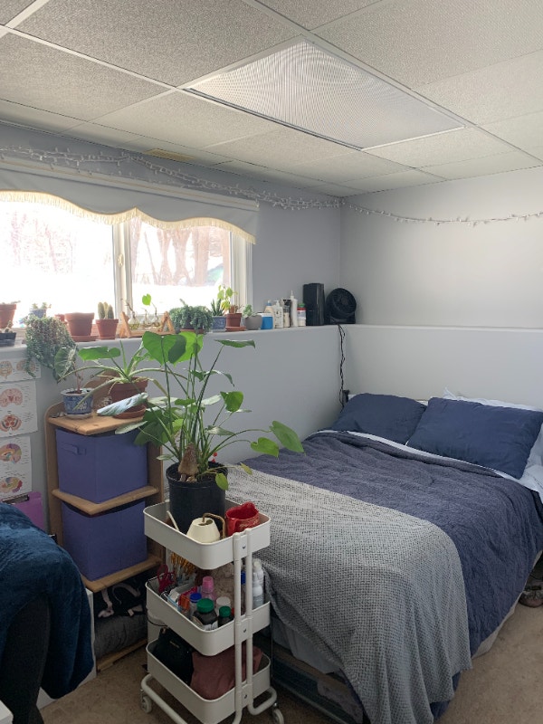 SUPER 4 BEDROOM BILEVEL IN Fort Richmond Close to U of M Long Term