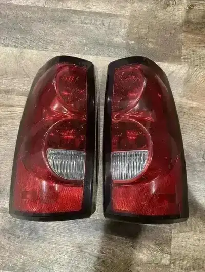 1- NEW 2003 to 2006 Chevrolet or GMC dash trim $100 2- NEW 2003 to 2006 Chevrolet or GMC Sierra Tail...