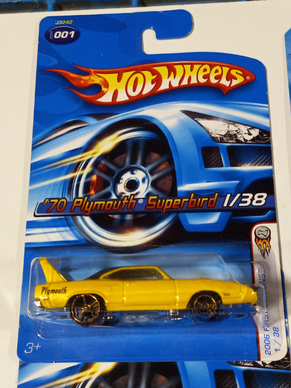 Hot Wheels Rare Cars FTE GOLD,Lotus Espirit PR Wheels HTF Lot in Toys & Games in Trenton - Image 2