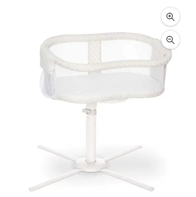Baby Halo Swivel Bassinet in Cribs in Trenton - Image 3