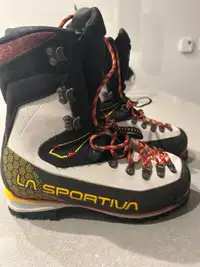 La Sportiva Nepal Cube Gore-Tex Mountaineering Boots - Women