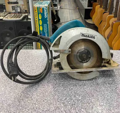 Makita 5007NB Circular Saw, View more