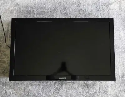 Samsung 40" 1080p TV, View more