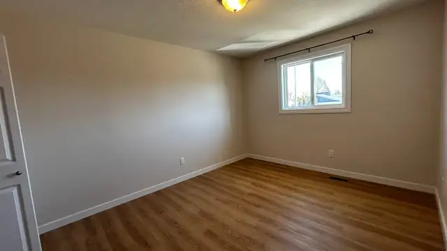 Silverwood Hts. Duplex, 306-880-7838 www.gsl.ca in Long Term Rentals in Saskatoon - Image 7