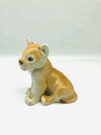 Vintage Lomonosov Lion cub figurine, LFZ USSR Porcelain