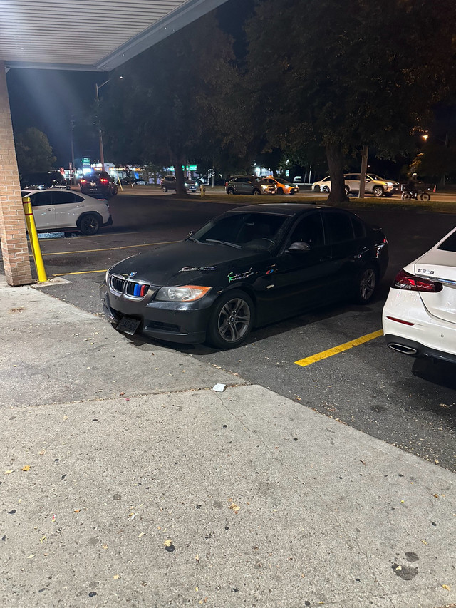 2006 BMW 325i Sport Sedan Fully Loaded Reverse Cam Nav LSD Diff in Cars & Trucks in Barrie - Image 3