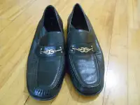 Chaussures noires en cuir souple/Black shoes in soft leather