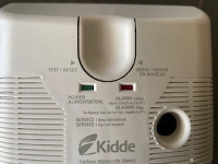 Carbon monoxide detector 