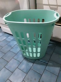 Laundry bin ... Runnymede subway