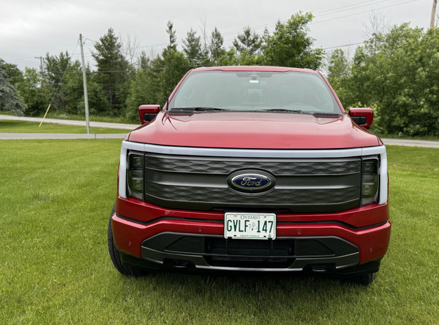 2023 F-150 Lightning LARIAT EXTENDED BATTERIES | WARRANTY in Cars & Trucks in Ottawa - Image 3