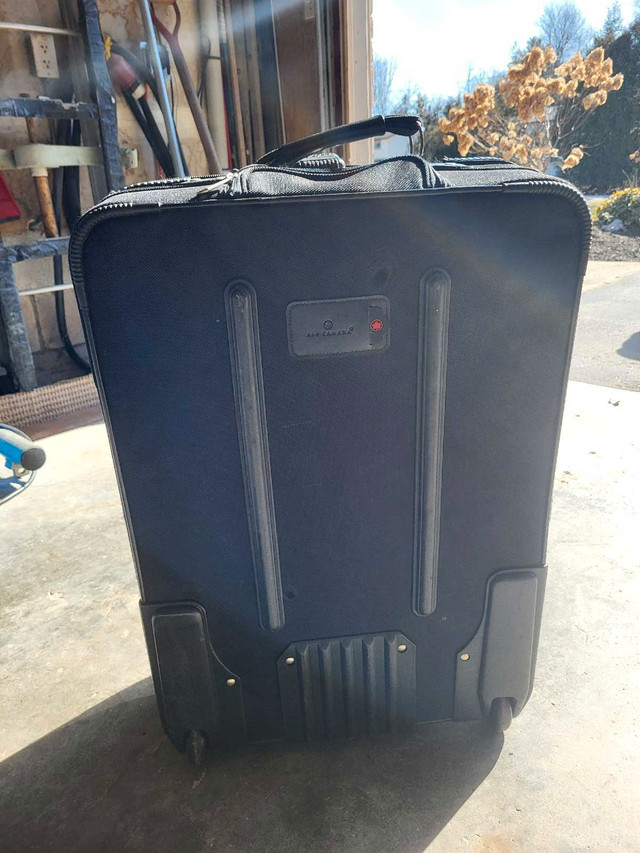 Air Canada Suit Case in Garage Sales in Kawartha Lakes - Image 3
