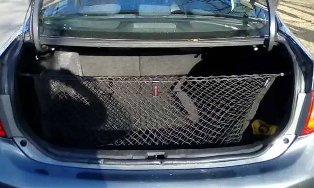 2009 Toyota Corolla XRS Automatic $4000 in Cars & Trucks in St. Catharines - Image 6