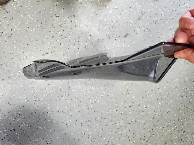 Motorcycle Windscreen, Pare brise moto in Motorcycle Parts & Accessories in Gatineau - Image 4
