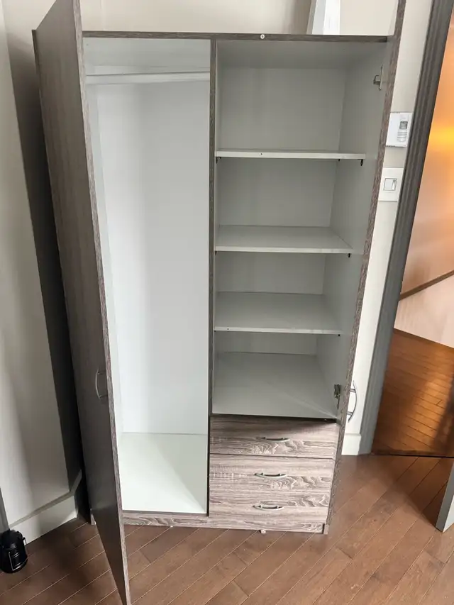 ensemble de chambre: base de lit simple avec tiroirs et armoire in Multi-item in Trois-Rivières - Image 4