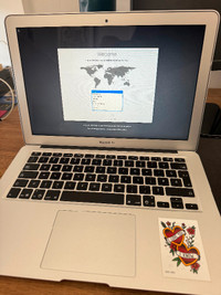 MacBook Air 13.3 inch 120 GB - 2017