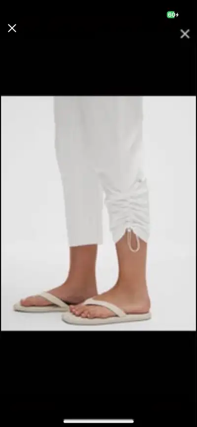 Lulu lemon cropped studio jogger size 8 , View more