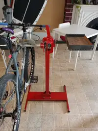 Custom built heavy duty bike repair stand - $250 obo !!