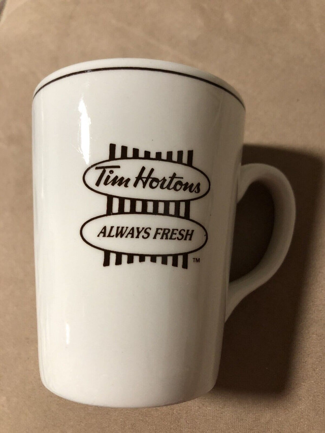 Tim Hortons mug excellent condition Valentines,coffee/tea in Holiday, Event & Seasonal in London - Image 3