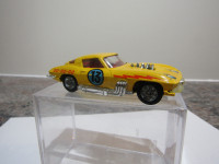 VINTAGE CORGI TOYS CORVETTE STING RAY