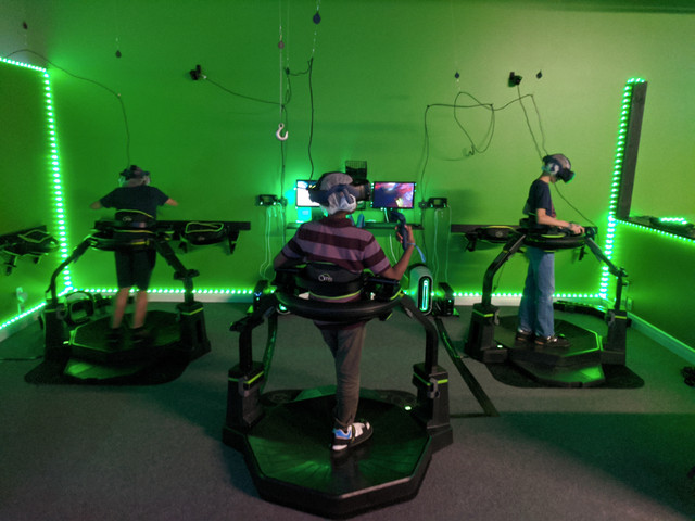 Virtual Reality Treadmills in Other in Leamington - Image 3