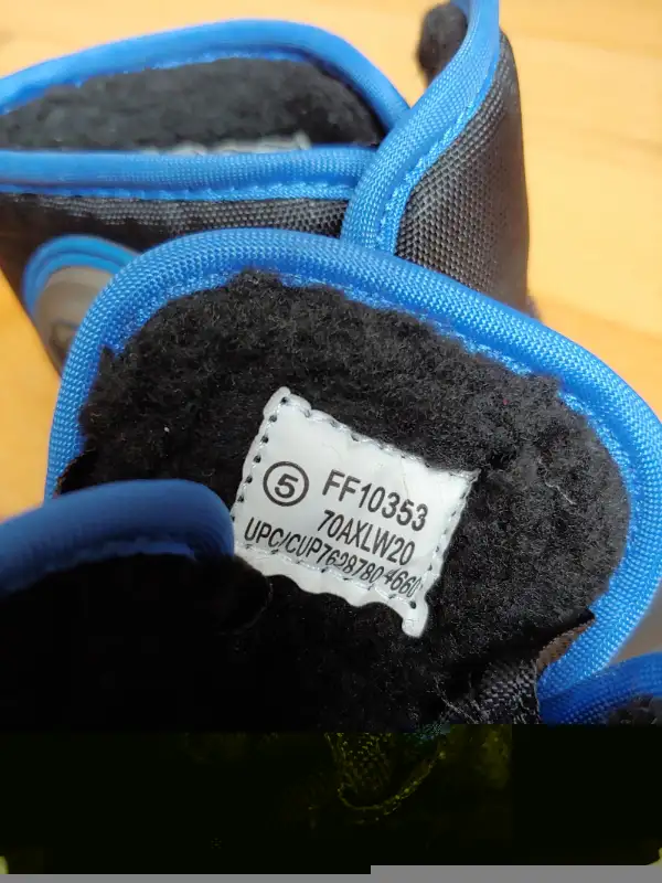 Children's Winter Snow Boots Size 5 Toddler Boy's Waterproof in Clothing - 5T in Oshawa / Durham Region - Image 3