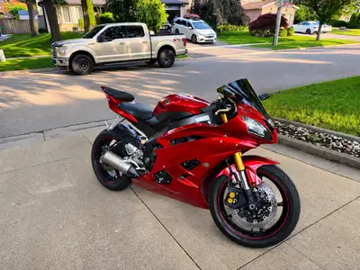Bike is good to go lots of maintenance just done to it Fresh tires , oil and filter , fork seals , b...