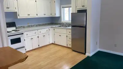 Clean & Cozy Suite for Rent