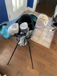 Left Handed golf clubs with bag