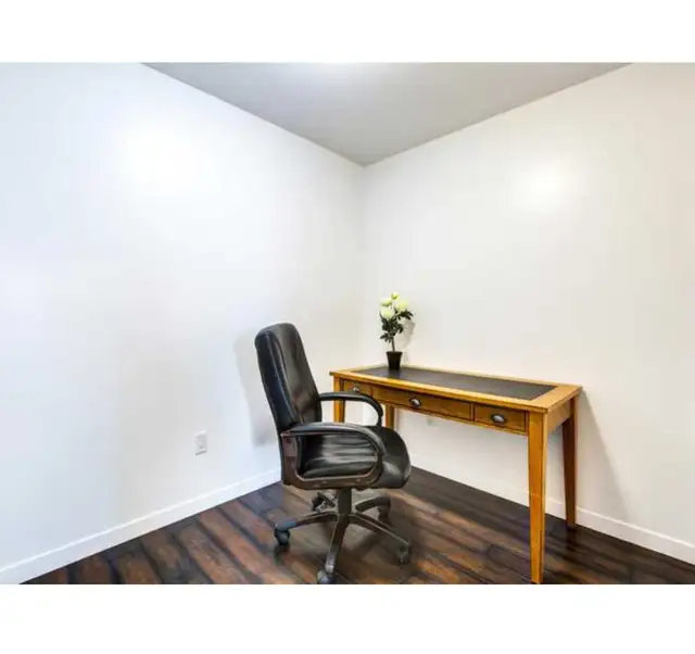 Furnished Downtown Condo for Rent in Long Term Rentals in Whitehorse - Image 8