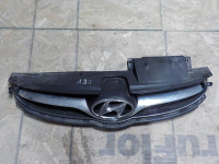 HYUNDAI ELENTRA 2011-2013 OEM  FRONT BUMPER GRILL