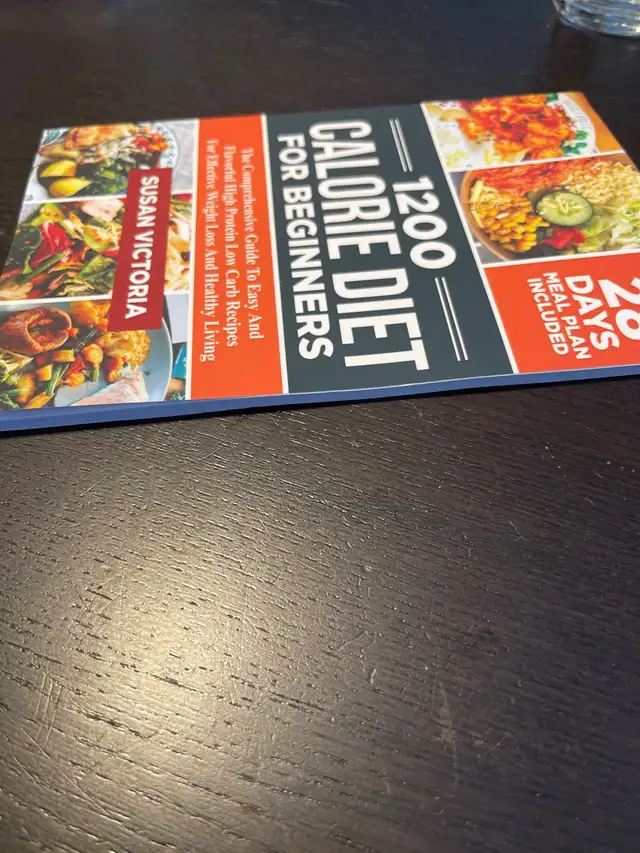 Paperback - 1200 Calorie Diet 28 Day Meal Plan in Other in Mississauga / Peel Region - Image 4
