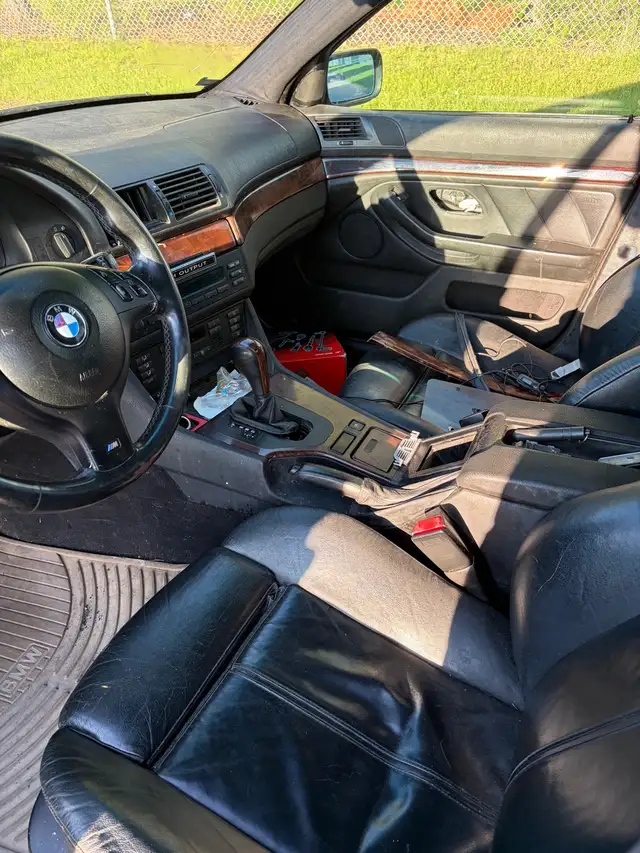 2002 BMW 540i sedan542521816012574722