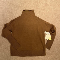 Brand new with the tag Aritzia Wilfred Sweater CYPRIE