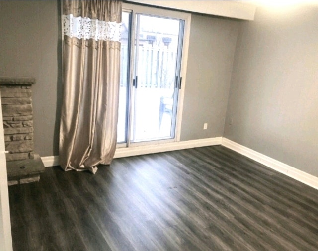 MAIN FLOOR/BSMN ROOMS FOR RENT IN SCARBOROUGH AT PRIME LOCATION Room Rentals & Roommates