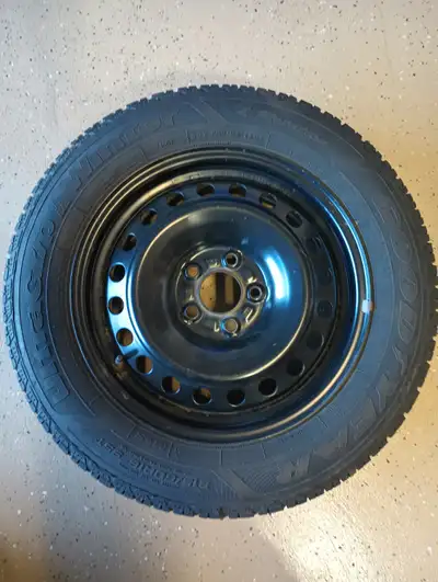 215/60/r16 tires. Great shape!