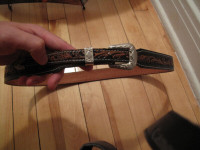 Petite ceinture de cowboy pour enfant en cuir taille 38 cm.
