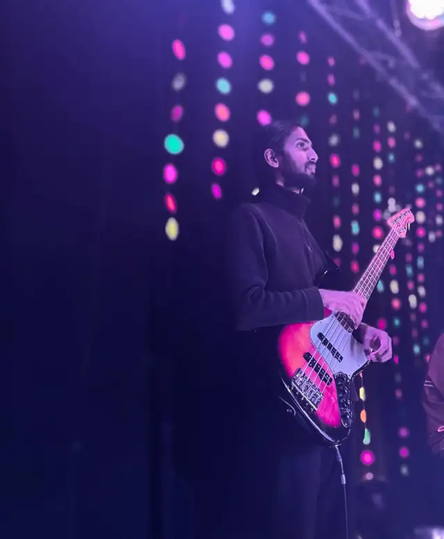 Online Guitar/Piano/Bass/Theory/Uke/Drums/Prod - Music Lessons! in Friendship & Networking in City of Toronto - Image 7