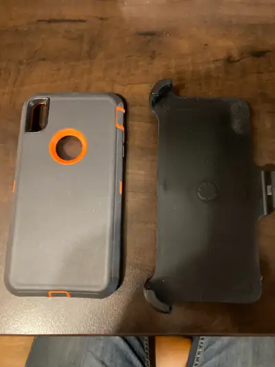 Étui à Iphone 10 SX Max noir et orange - neuf, View more