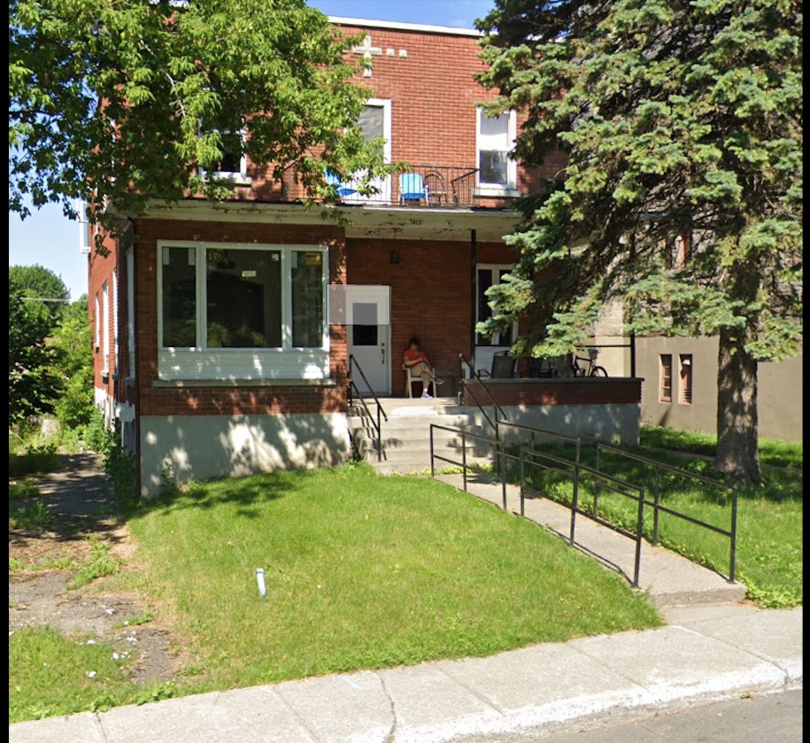 Idéal étudiant ! Chambre meublée tout inclus (800 $) – Saint-Jea — photo 1