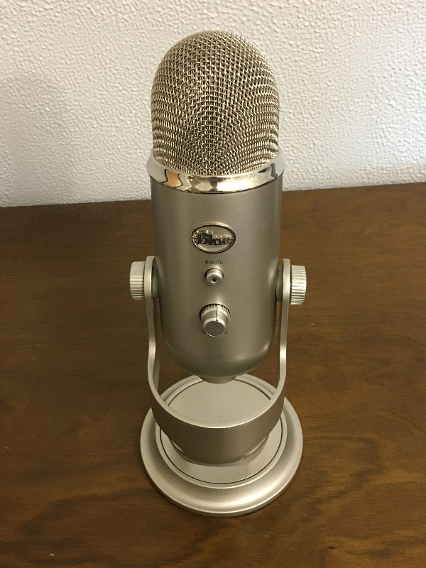 Yeti USB Microphone by Blue in Pro Audio & Recording Equipment in Medicine Hat