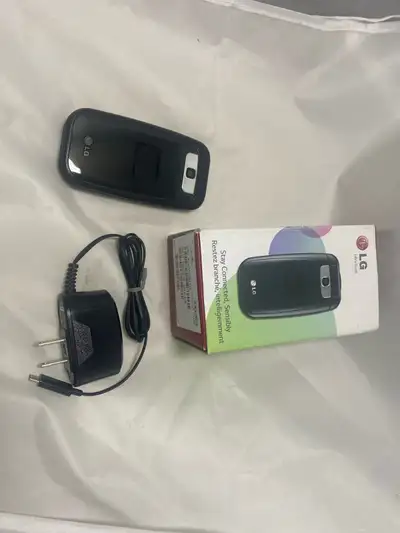 LG F4NR (LG-C441) Vintage Mobile Phone Locked To bell With Charg, View more