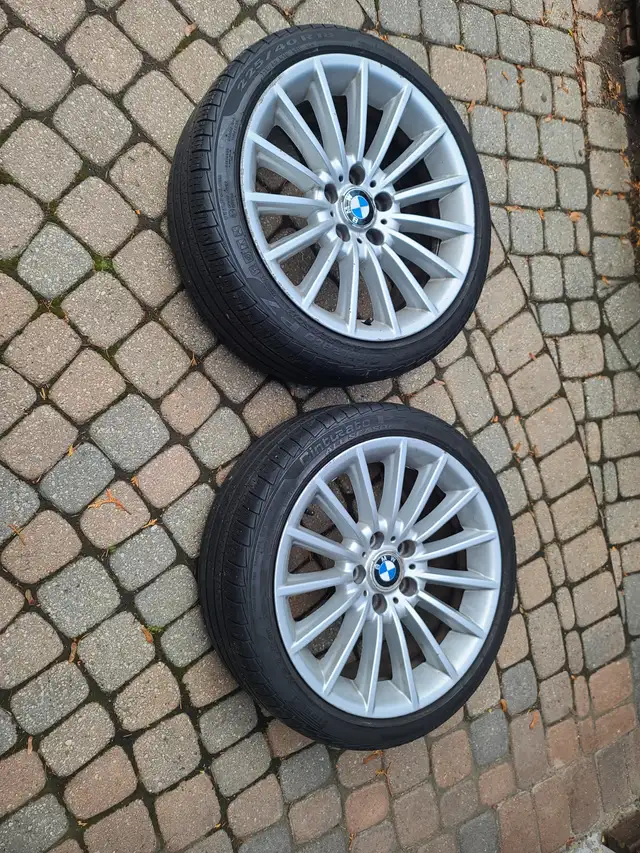 Pair of BMW Rims and Pirelli All Season Tires 225X40R18 in Tires & Rims in Mississauga / Peel Region - Image 2