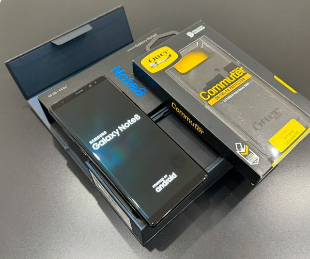 Samsung Note 8 64GB Black - UNLOCKED - 10/10 - FREE OTTERBOX in Cell Phones in Calgary